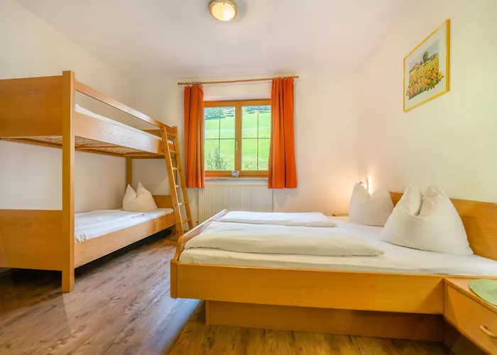 Neustift Near Stubai Lift Нойштифт-им-Штубайталь