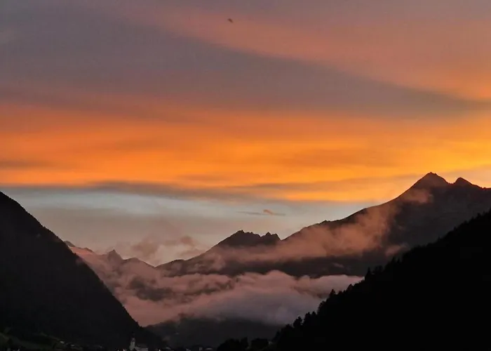 Neustift Near Stubai Lift * Нойштифт-им-Штубайталь